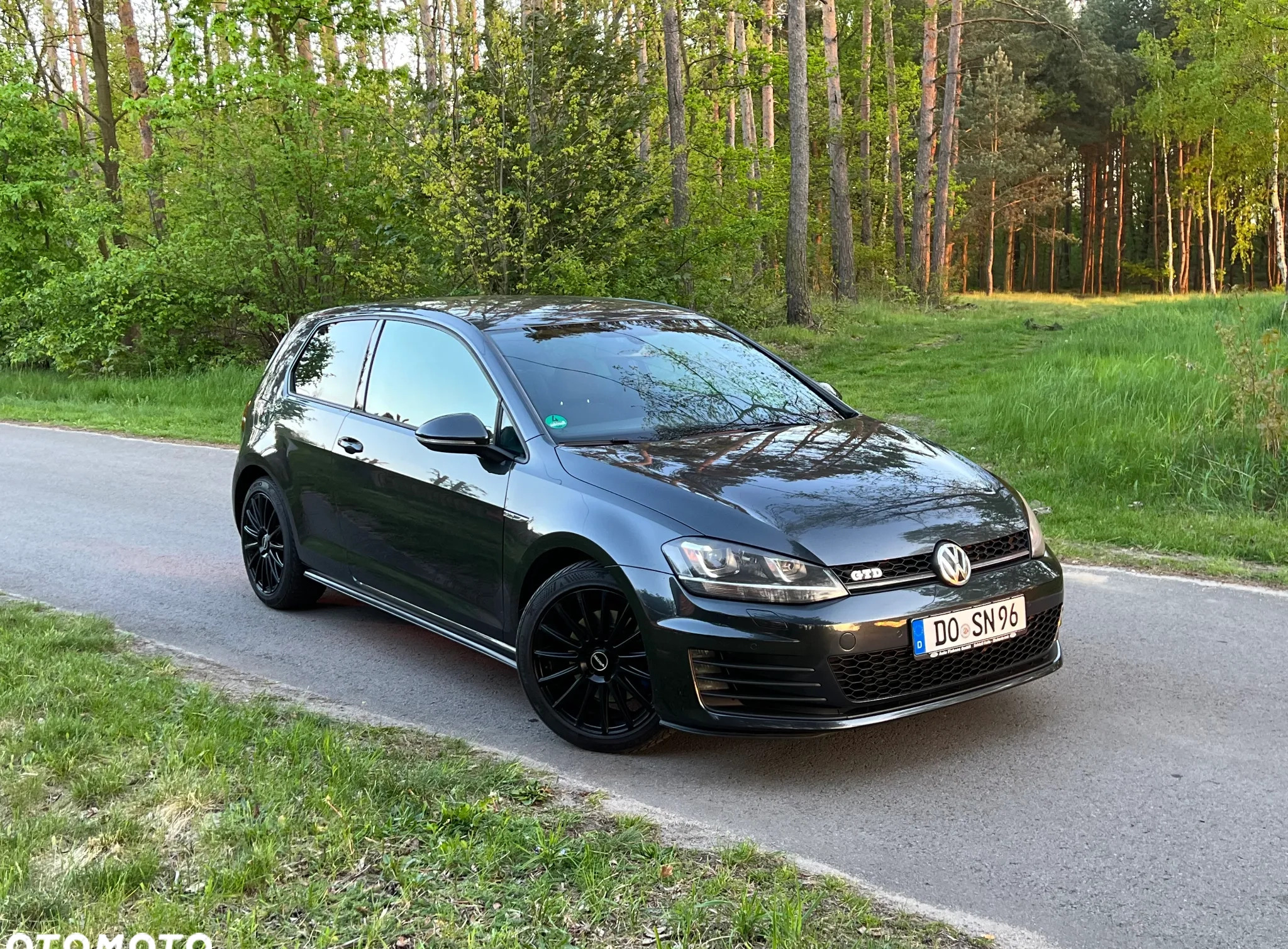 Volkswagen Golf cena 48499 przebieg: 219999, rok produkcji 2014 z Olecko małe 211